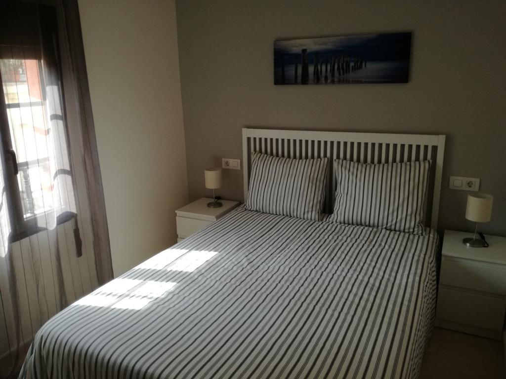 פוברה דו קאראמינל Apartamentos Pobra-Castelo מראה חיצוני תמונה